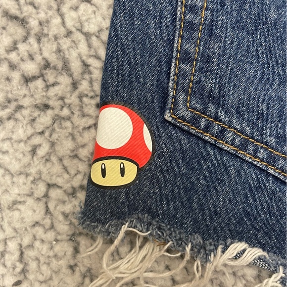 Levi's Size 26 Super Mario It's A Me 501 Denim Jean Cut Off Shorts NWOT - Picture 7 of 16